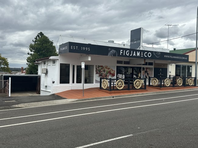 60 Downs Street North Ipswich QLD 4305