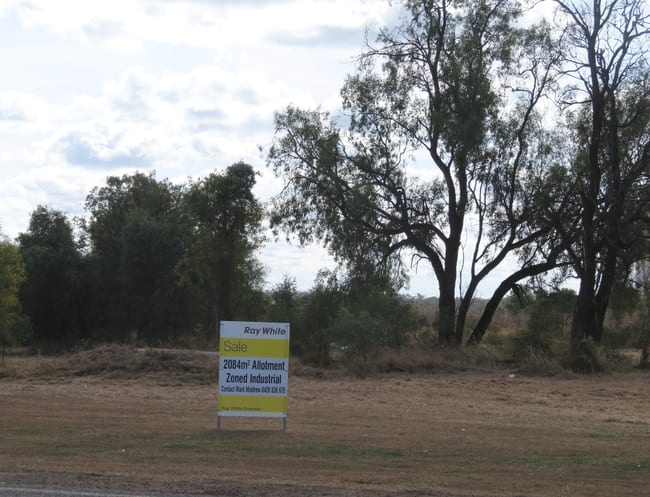 21 Hibernia Road Capella QLD 4723 21 Hibernia Road Capella QLD 4723