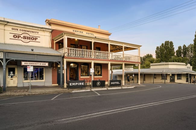 10 Camp Street Beechworth VIC 3747 10 Camp Street Beechworth VIC 3747