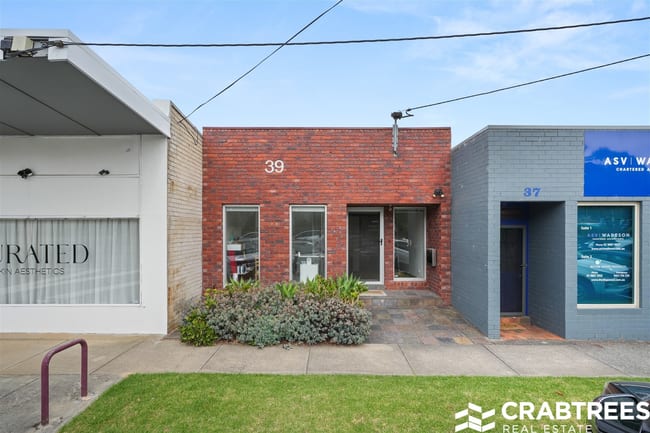39 Sunhill Road Mount Waverley VIC 3149 39 Sunhill Road Mount Waverley VIC 3149