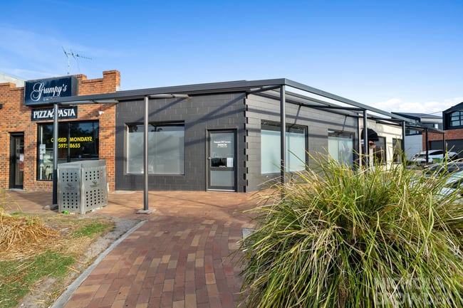 1/37 Dava Drive Mornington VIC 3931 1/37 Dava Drive Mornington VIC 3931