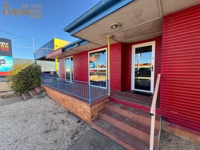 9 Hospital Rd Emerald QLD 4720 9 Hospital Rd Emerald QLD 4720