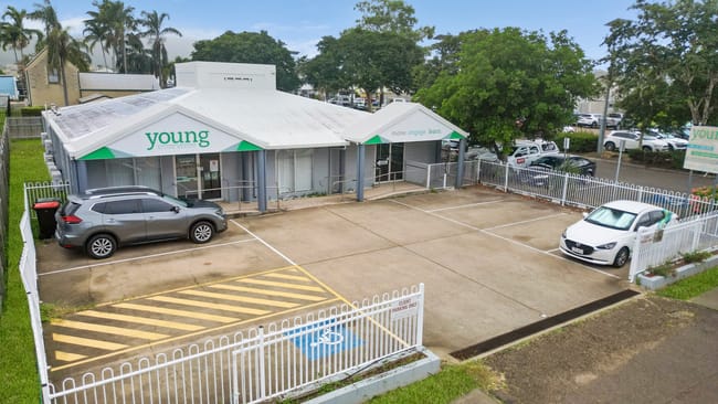 7 Carlton Street Kirwan QLD 4817