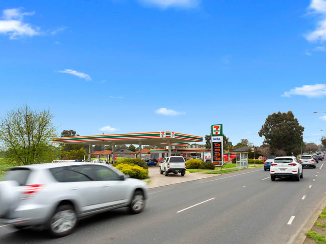 339 Dorset Road Croydon VIC 3136 339 Dorset Road Croydon VIC 3136