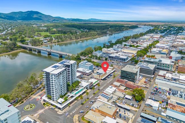 WHOLE OF PROPERTY/21 East Street Rockhampton City QLD 4700 WHOLE OF PROPERTY/21 East Street Rockhampton City QLD 4700