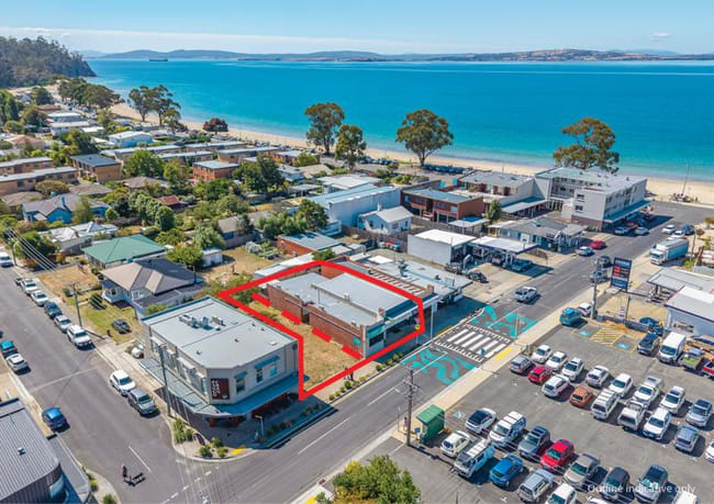19 & 21 Beach Road Kingston Beach TAS 7050 19 & 21 Beach Road Kingston Beach TAS 7050