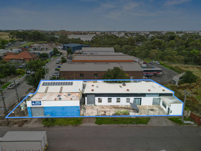 9 Western Avenue Sunshine VIC 3020 9 Western Avenue Sunshine VIC 3020