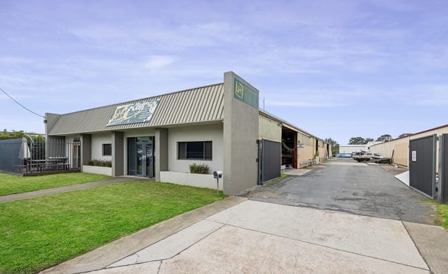 898 Metry Street North Albury NSW 2640 898 Metry Street North Albury NSW 2640