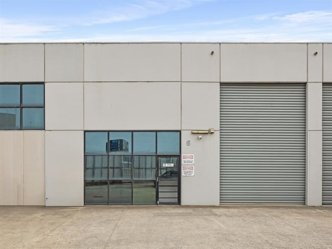 6/323 Ingles Street Port Melbourne VIC 3207