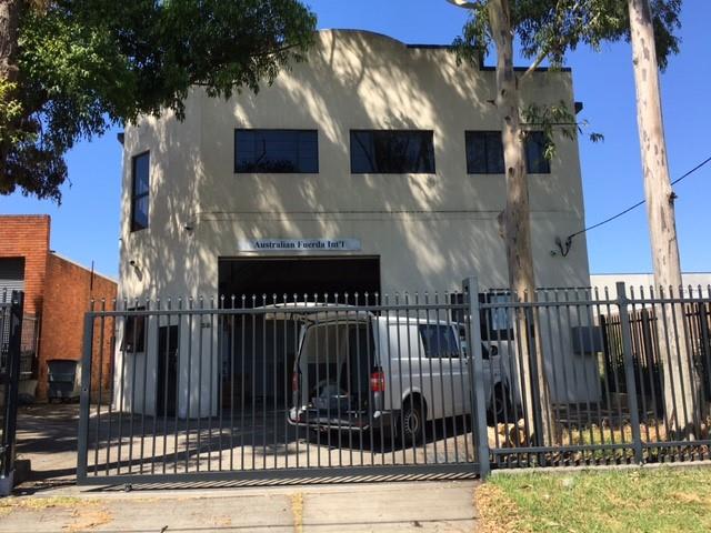33 Clapham Road Regents Park NSW 2143 33 Clapham Road Regents Park NSW 2143