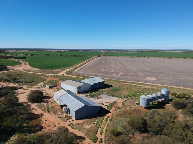 394 Newnham Road Canna WA 6627 394 Newnham Road Canna WA 6627