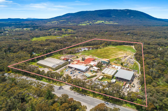 988 Black Forest Drive Woodend VIC 3442