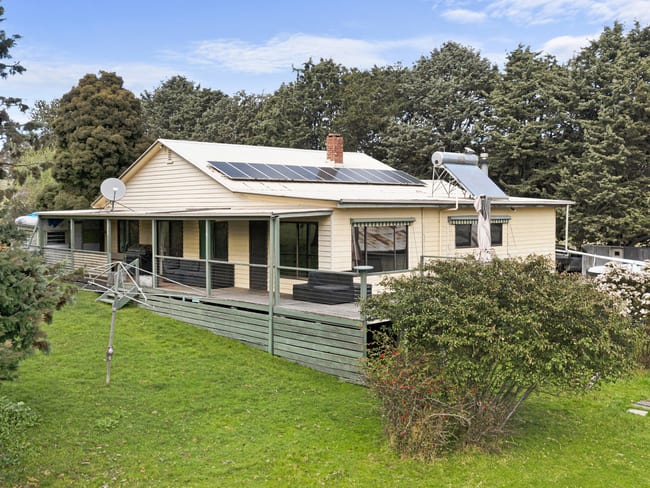 2115 HIGHLANDS ROAD Whiteheads Creek VIC 3660 2115 HIGHLANDS ROAD Whiteheads Creek VIC 3660