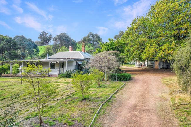 1195 Howes Creek Road Mansfield VIC 3722 1195 Howes Creek Road Mansfield VIC 3722