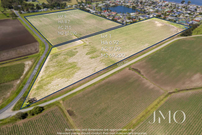 1 & 8/220 - 240 Cabbage Tree Point Road Steiglitz QLD 4207 1 & 8/220 - 240 Cabbage Tree Point Road Steiglitz QLD 4207