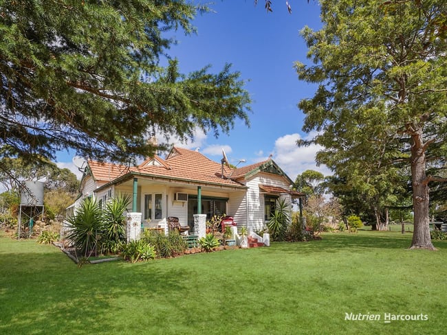 138 Mcconachys Road Henty VIC 3312 138 Mcconachys Road Henty VIC 3312