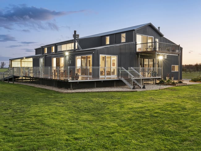 60 Dairy Paddock Lane Cobram East VIC 3644 60 Dairy Paddock Lane Cobram East VIC 3644