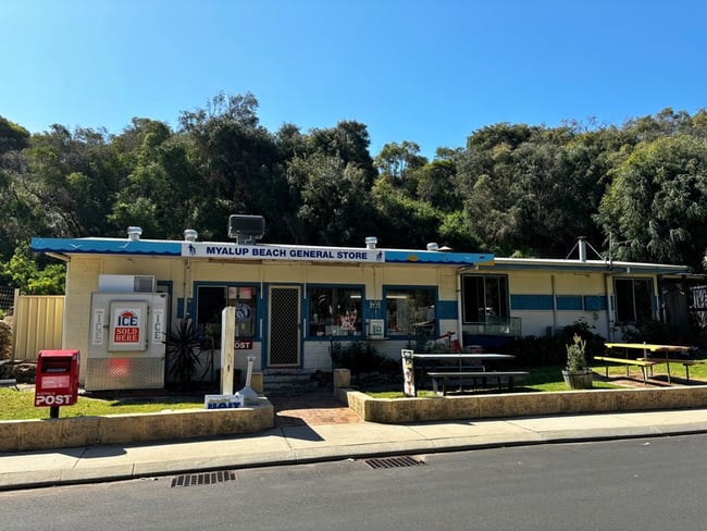 15-17 Myalup Beach Road Myalup WA 6220 15-17 Myalup Beach Road Myalup WA 6220
