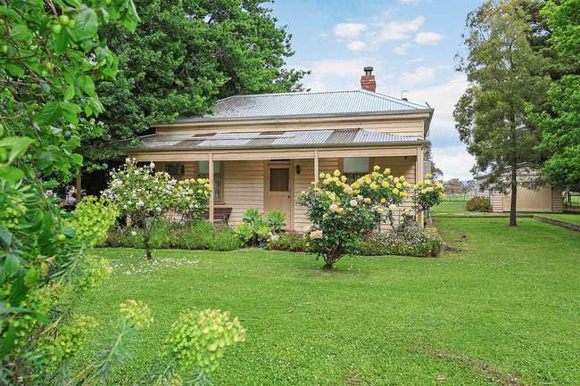 615 Rifle Butts Road Birregurra VIC 3242 615 Rifle Butts Road Birregurra VIC 3242