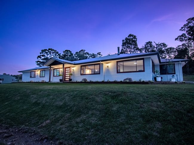 48 Breens Rd Eukey QLD 4380 48 Breens Rd Eukey QLD 4380