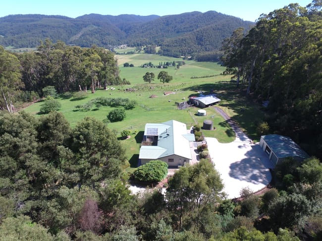220 Raymond Road Gunns Plains TAS 7315 220 Raymond Road Gunns Plains TAS 7315