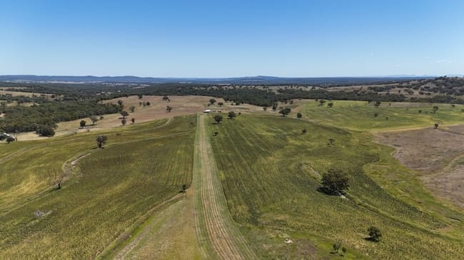 190 BROWN SPRINGS ROAD Coolah NSW 2843 190 BROWN SPRINGS ROAD Coolah NSW 2843