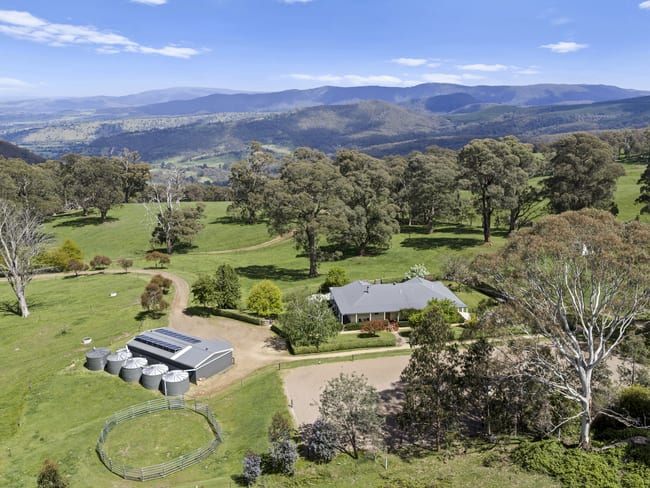 1011 Tabletop Road Tolmie VIC 3723 1011 Tabletop Road Tolmie VIC 3723