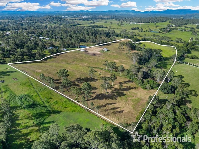 98 McIntosh Creek Road Jones Hill QLD 4570