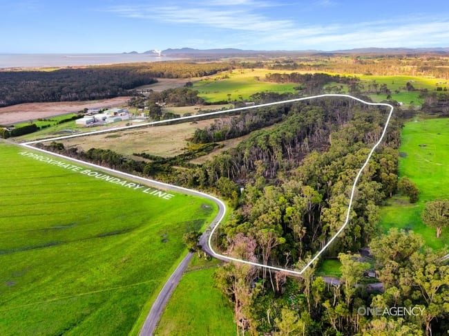 59 Myrtle Grove Road Wiltshire TAS 7321 59 Myrtle Grove Road Wiltshire TAS 7321