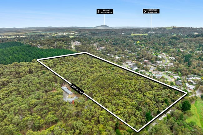 12 Bergs Lane Mount Helen VIC 3350