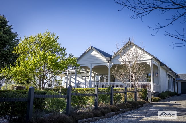 145 Donovans Road Woodend VIC 3442