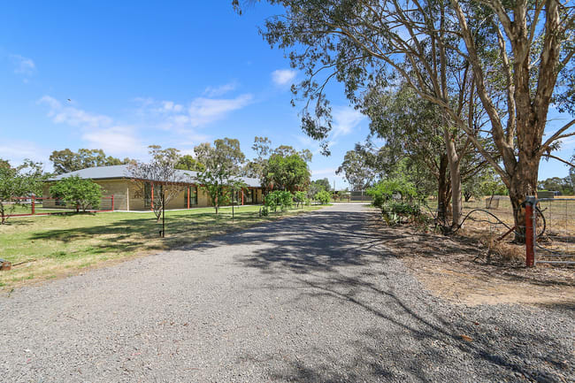 303 Skehans Lane Corowa NSW 2646 303 Skehans Lane Corowa NSW 2646