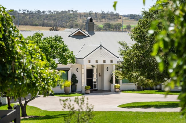 385 Hodgson Vale Road Hodgson Vale QLD 4352 385 Hodgson Vale Road Hodgson Vale QLD 4352