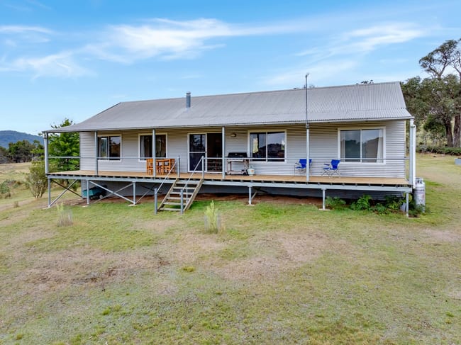 492 Jerrong Road Wiarborough NSW 2580 492 Jerrong Road Wiarborough NSW 2580