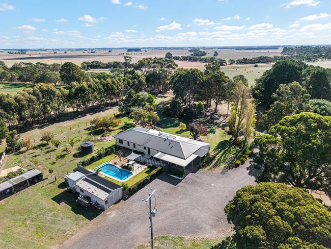 42 Beesons Road Byaduk North VIC 3300 42 Beesons Road Byaduk North VIC 3300