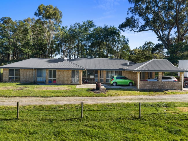 15 Stedmans Road Korumburra VIC 3950 15 Stedmans Road Korumburra VIC 3950