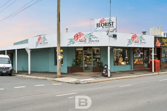 166b Mollison Street Kyneton VIC 3444