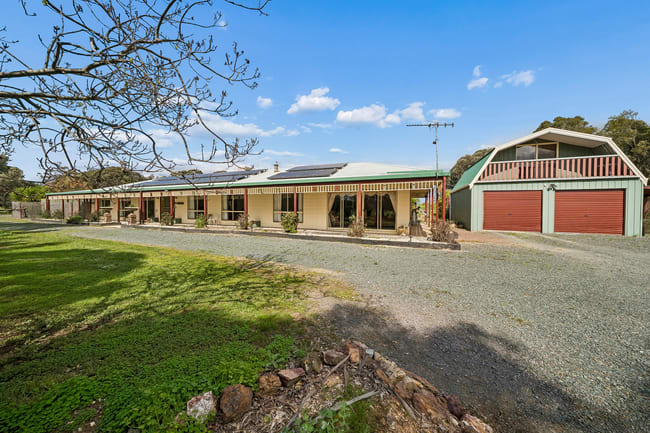 20 Clausen Road Rushworth VIC 3612 20 Clausen Road Rushworth VIC 3612