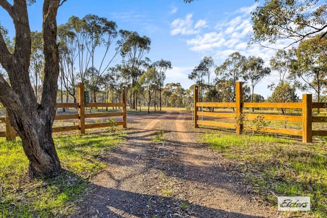 3210 Ararat - St Arnaud Road Navarre VIC 3384