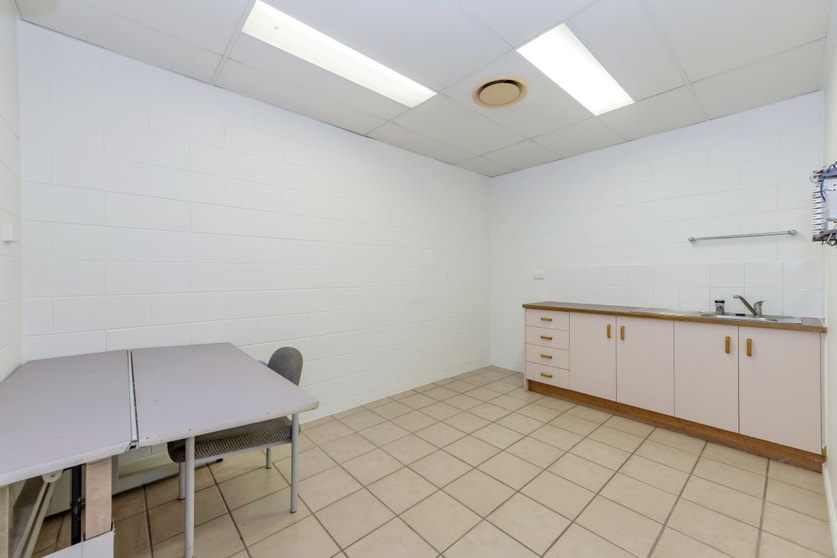 Click to view all images 9 Hugh Ryan Drive Garbutt QLD 4814 - Image 2