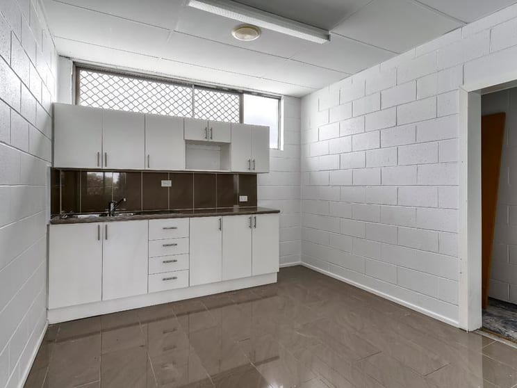 Unit A/14 Milsom Street Coorparoo QLD 4151 - Image 3