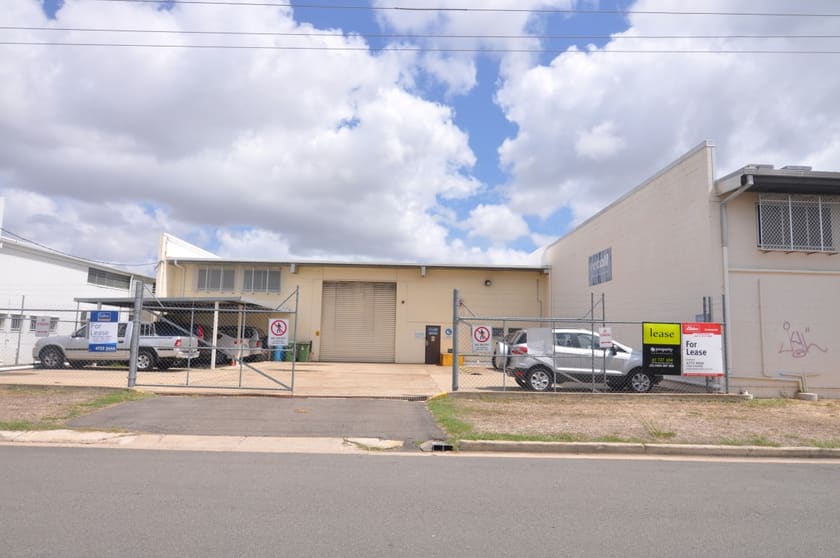 Click to view all images 30-32 Casey Street Aitkenvale QLD 4814 - Image 2