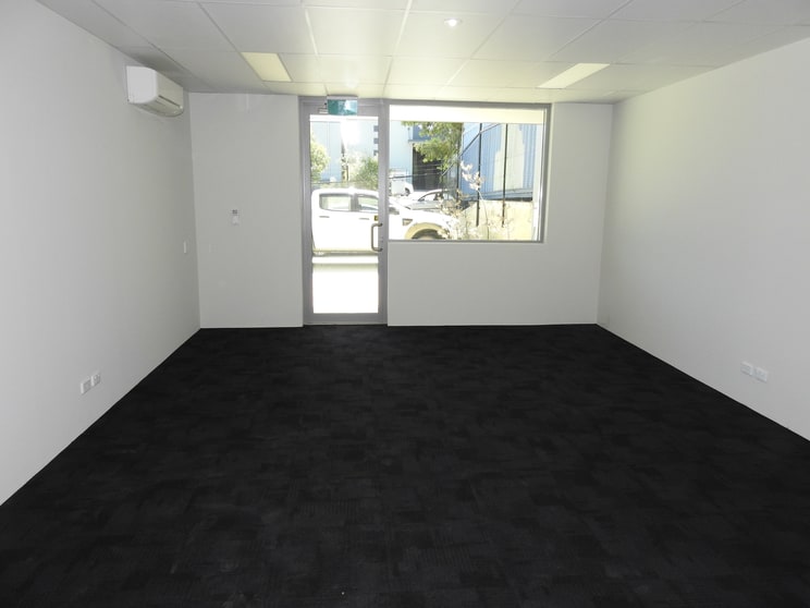 Click to view all images Unit 3/1 Tidal Way Corner Renewable Chase Bibra Lake WA 6163 - Image 3