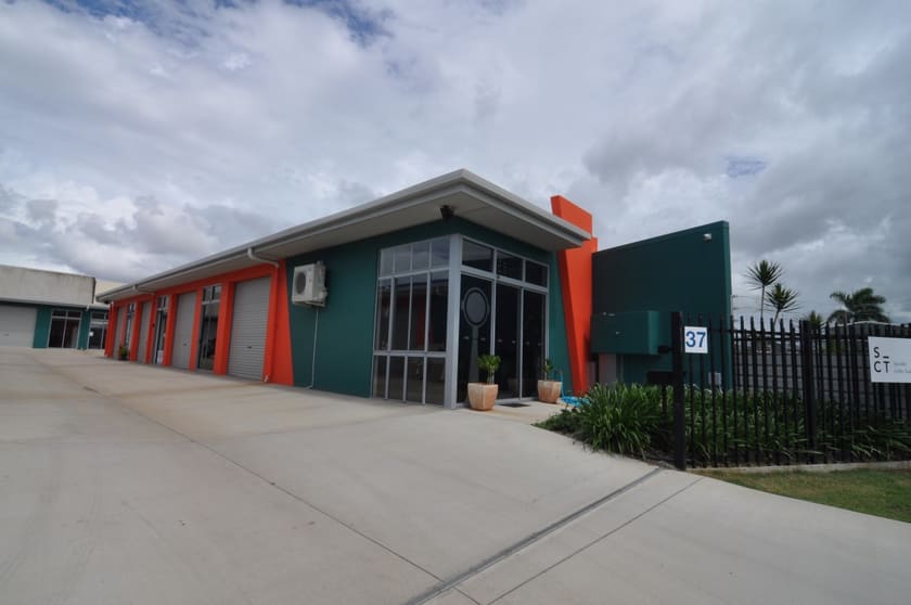 Click to view all images 37 Civil Road Garbutt QLD 4814 - Image 2