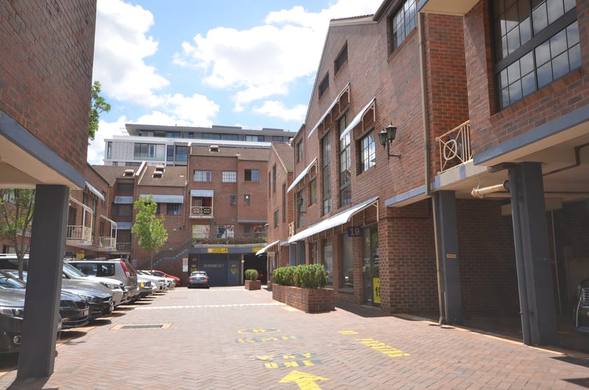 Click to view all images L1 & L2,22/47 Neridah Chatswood NSW 2067 - Image 2