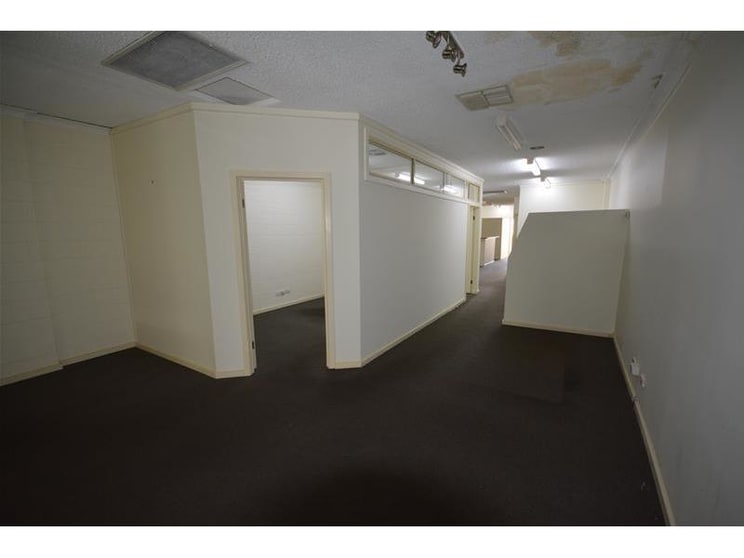 Click to view all images 184 Hutt Street Adelaide SA 5000 - Image 3
