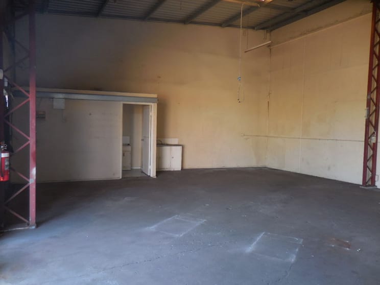 Click to view all images Burpengary QLD 4505 - Image 3