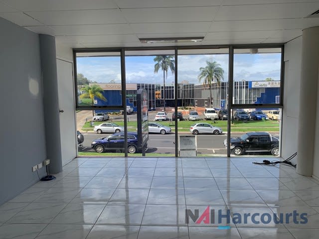 Click to view all images 1/10 Lawrence Drive Nerang QLD 4211 - Image 2