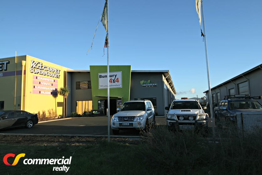 Click to view all images Unit 2/48 McCombe Road Davenport WA 6230 - Image 2