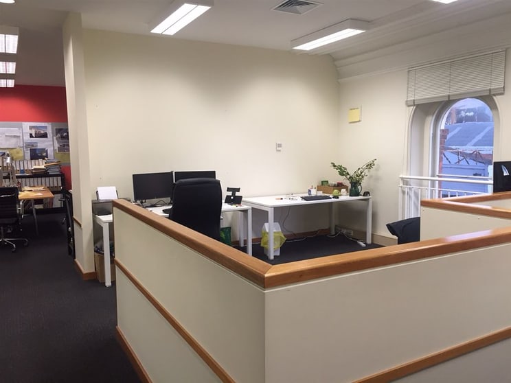 Click to view all images Level 1/81 Cimitiere Street Launceston TAS 7250 - Image 1